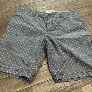 Penguin shorts, size 34